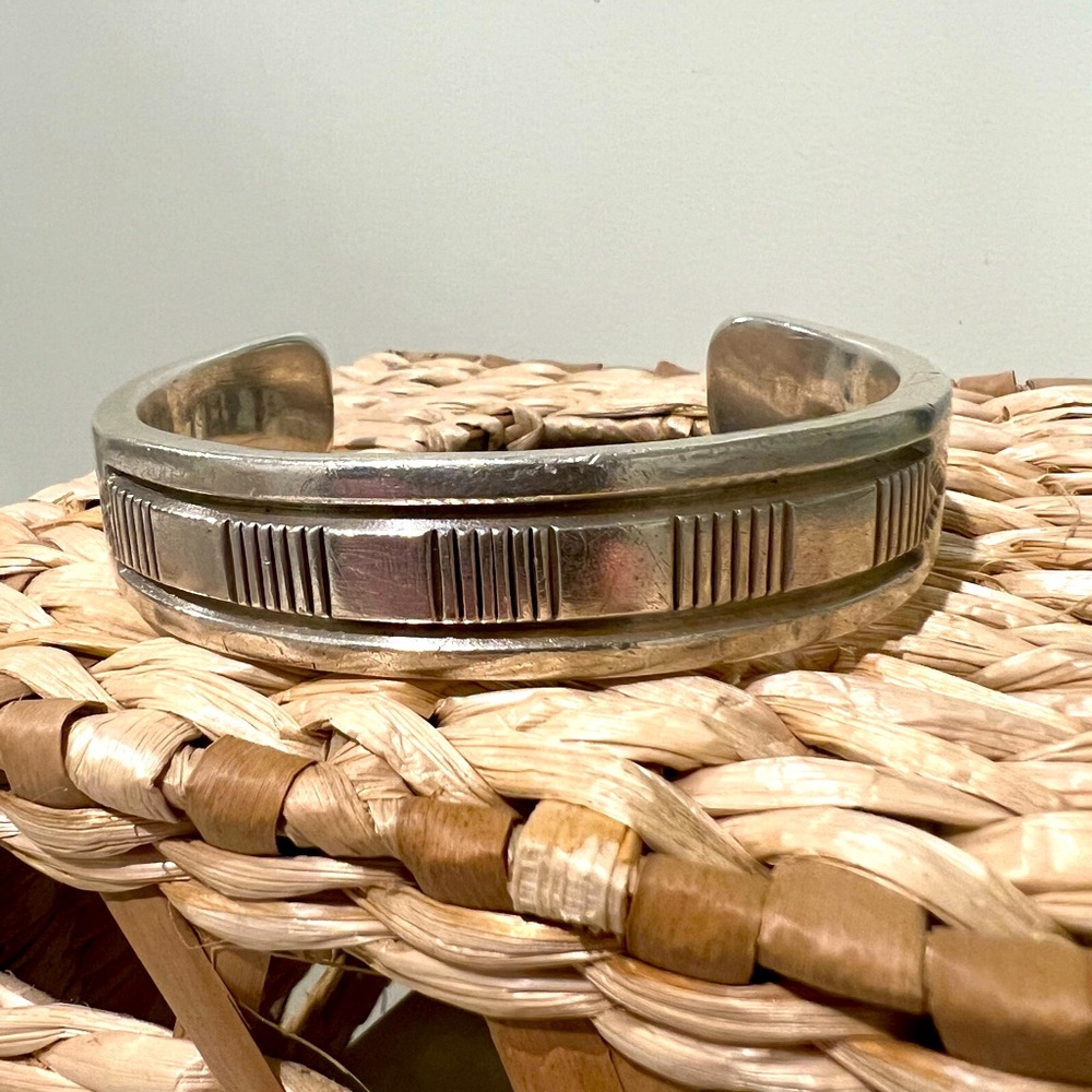 Bruce Morgan sterling cuff bracelet 122g heavy Navajo Native American